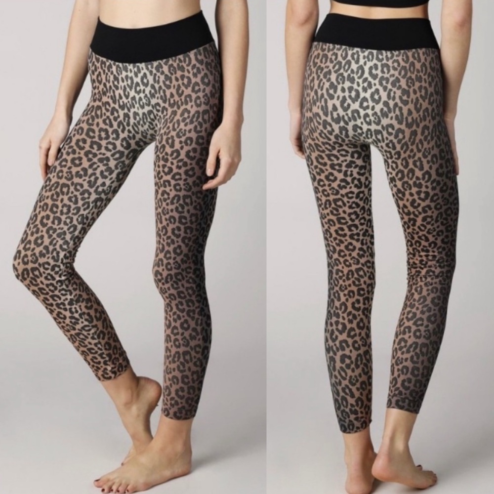 Nikibiki Leopard Leggings🐆